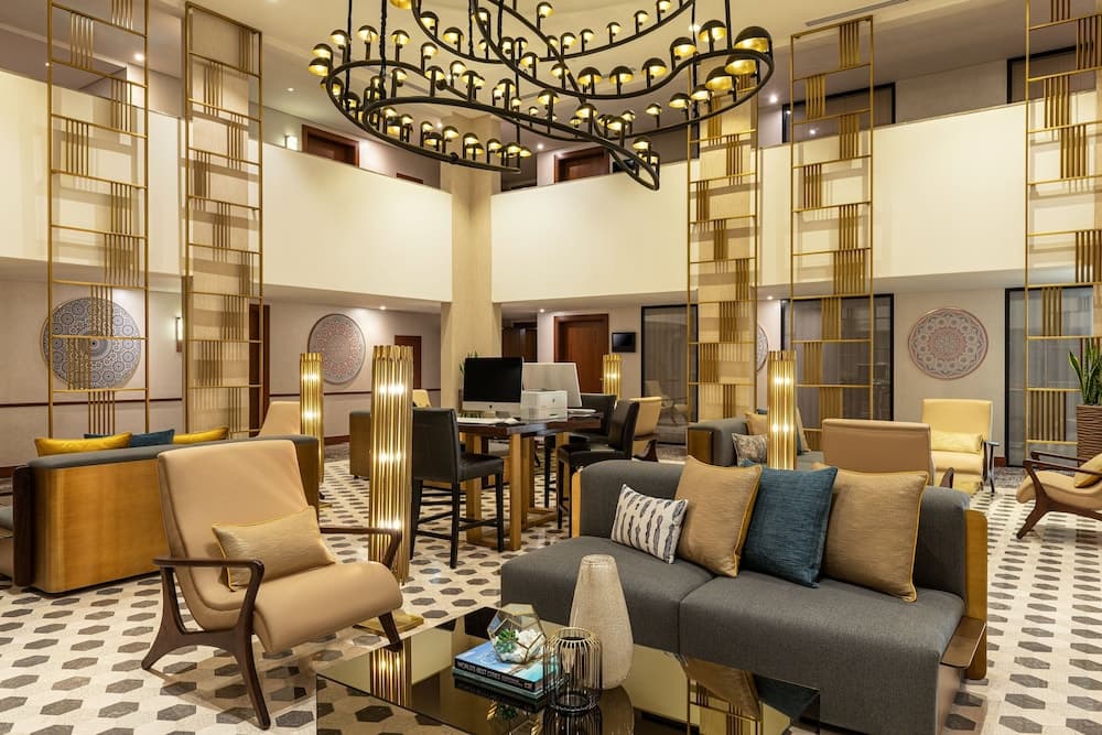 Le Meridien Dubai Hotel & Conference Centre — 2