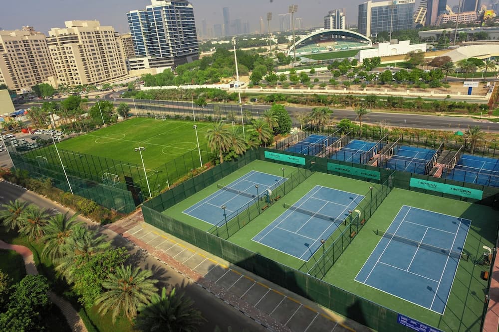 Arabian Park Dubai, an Edge by Rotana Hotel — 3