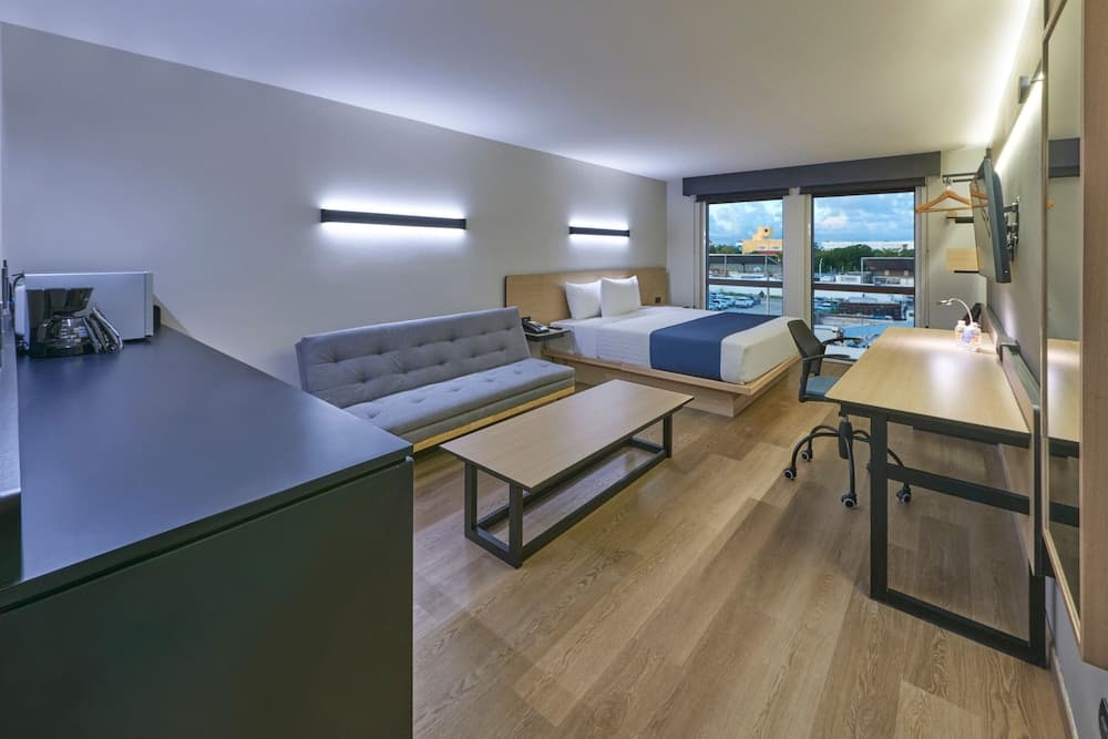 City Express By Marriott Cancun Aeropuerto — 17