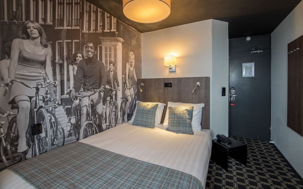 Hotel Cornelisz — 22