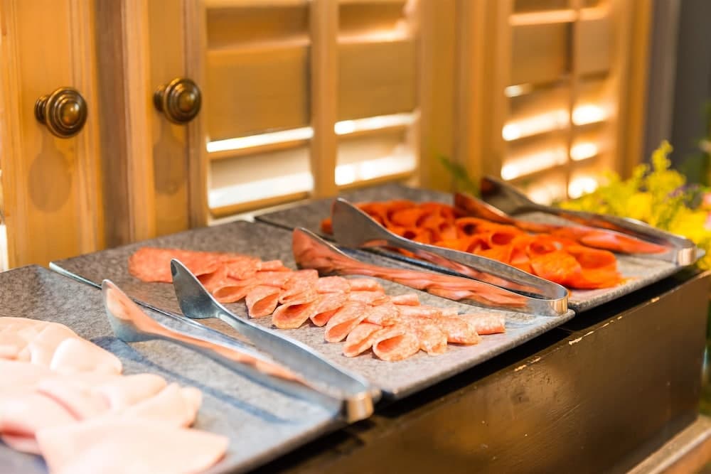 Akara Hotel Bangkok — 15
