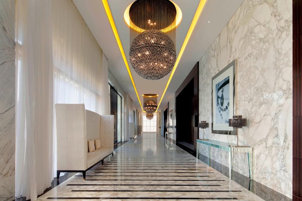 Le Meridien Dubai Hotel & Conference Centre — 7