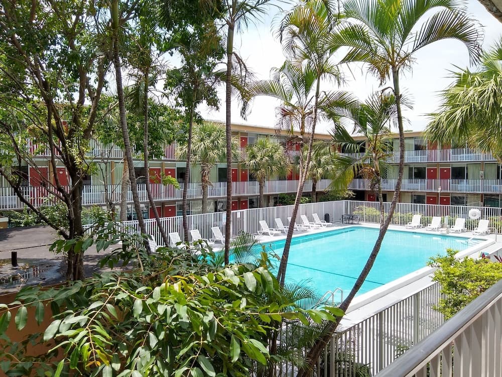 Red Carpet Inn Flughafen und Kreuzfahrthafen Hotel Fort Lauderdale — 29
