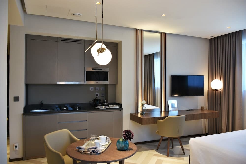 Millennium Place Barsha Heights Hotel Apartments — 2
