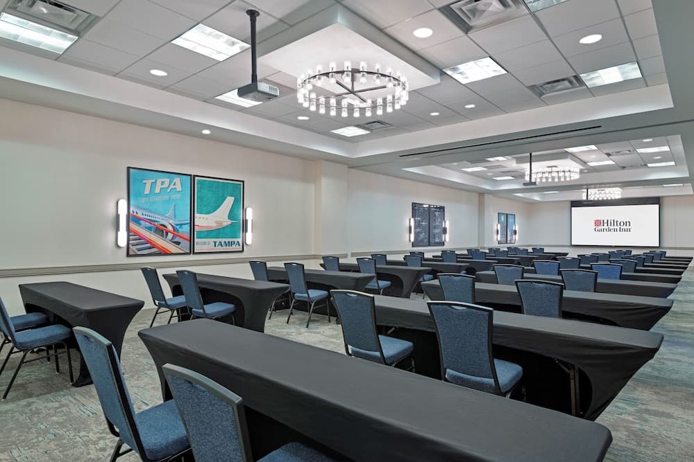 Hilton Garden Inn Tampa Aeropuerto Westshore — 4