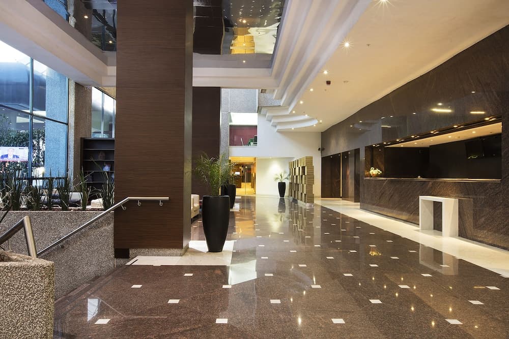 Krystal Urban Aeropuerto Ciudad de México — 2