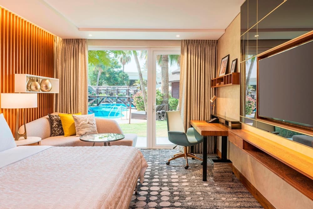Le Meridien Dubai Hotel & Conference Centre — 23