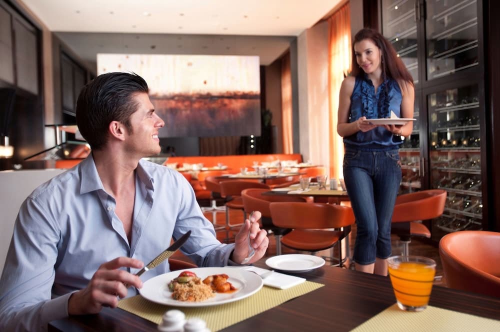 Centro Barsha — 15