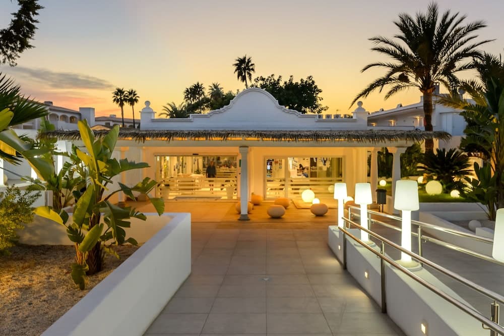 Hotel Vibra Cala Tarida — 3