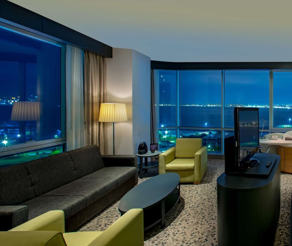 Doubletree by Hilton Istanbul Moda — 24