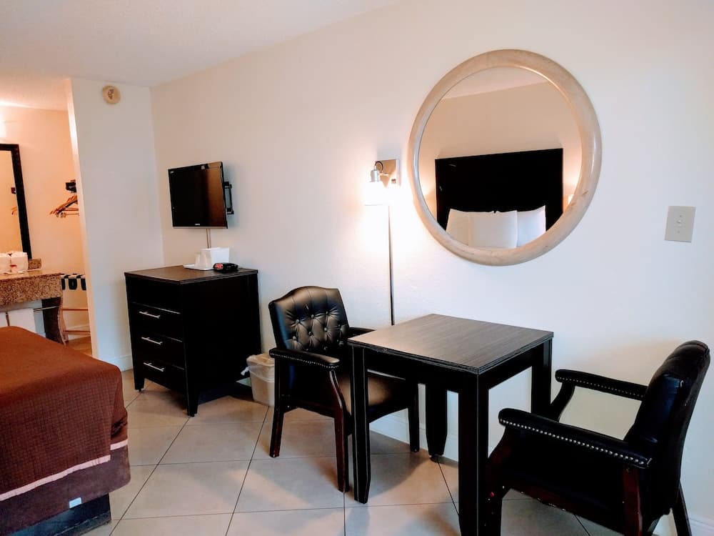 Red Carpet Inn Flughafen und Kreuzfahrthafen Hotel Fort Lauderdale — 14