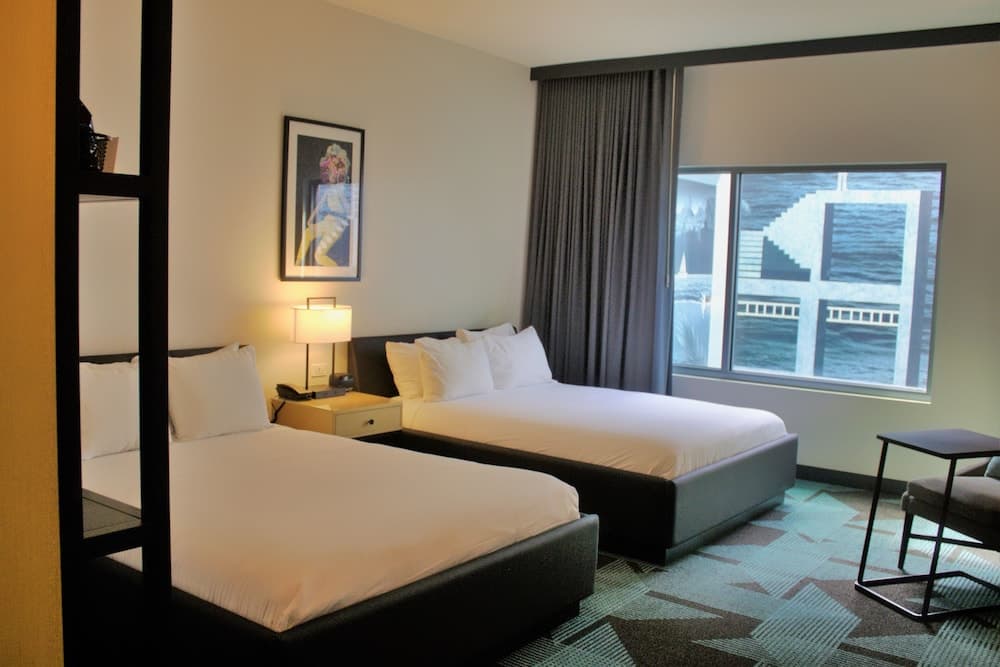 Downtown Grand Las Vegas — 4