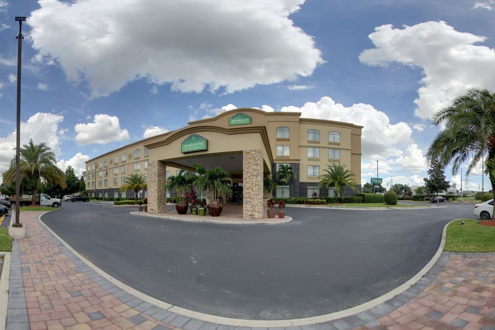 Wingate by Wyndham Convention Ctr Closest Universal Orlando — 29