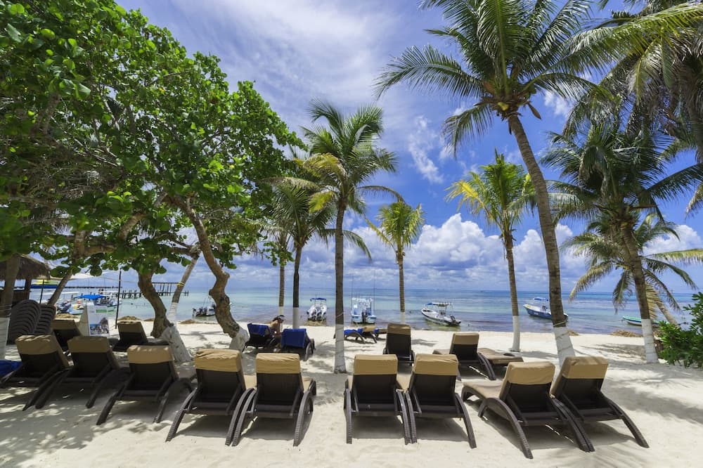 Playa Palms Beach Hotel — 25