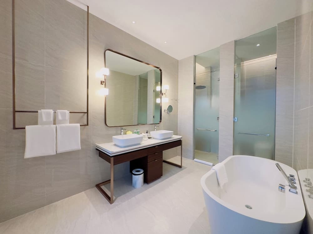 SILQ Hotel And Residence — 26