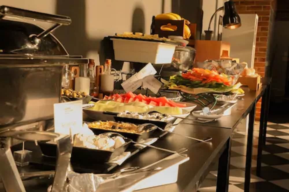 Suha JBR Hotel Apartments — 11