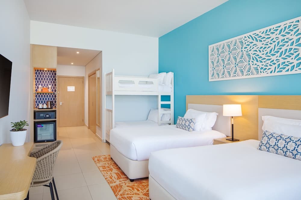 Centara Mirage Beach Resort Dubai — 7