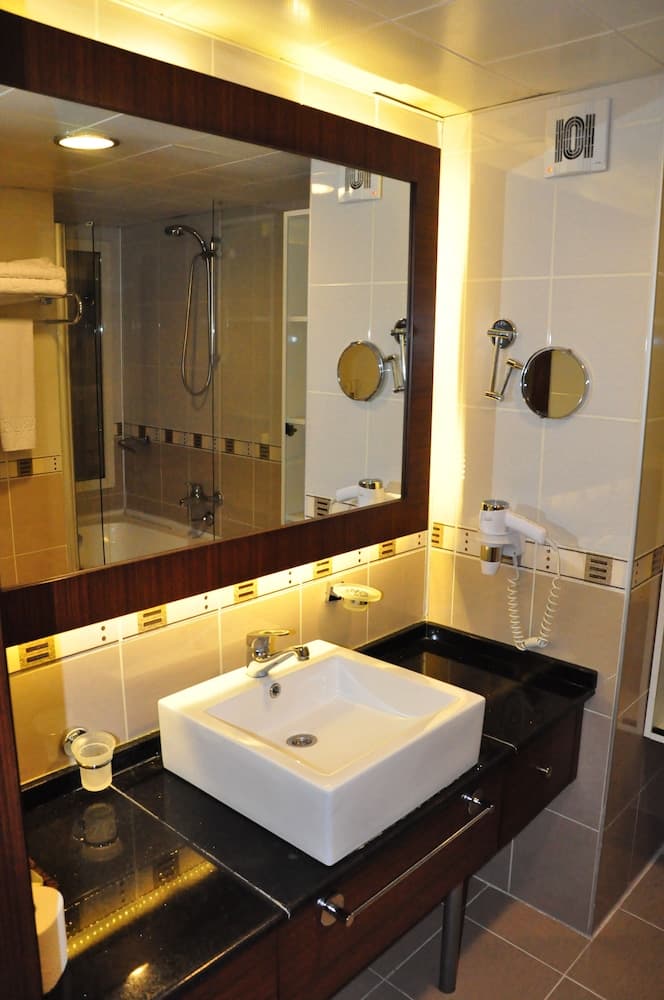 ibis Lisboa Centro Liberdade — 16
