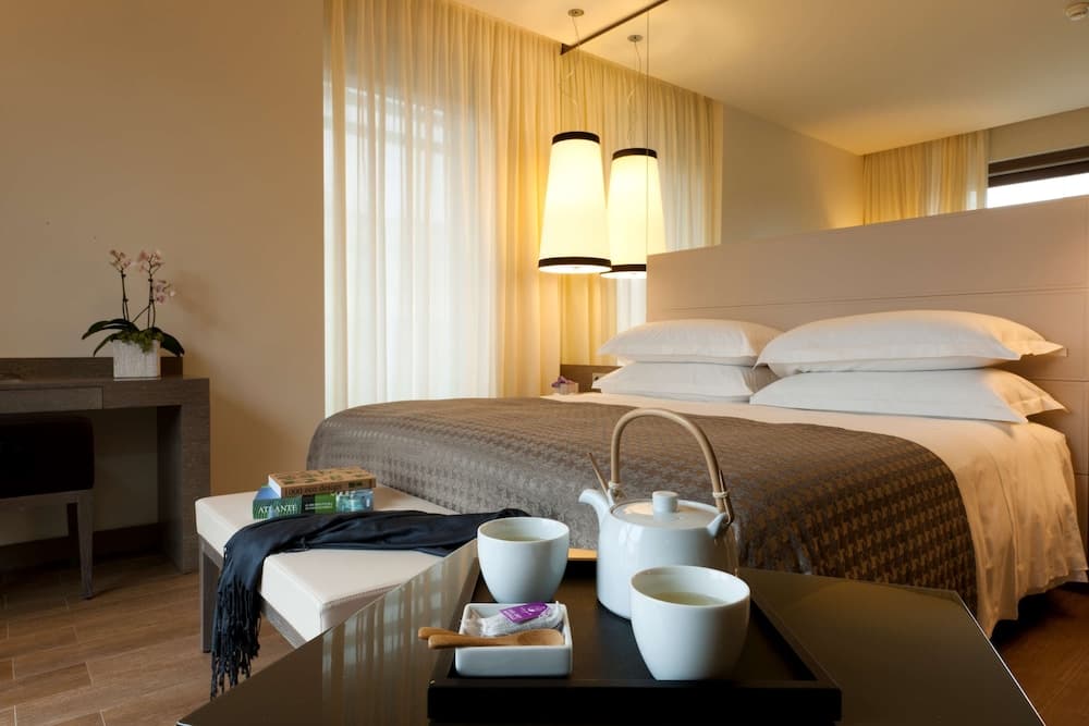 Starhotels E.c.ho. — 13