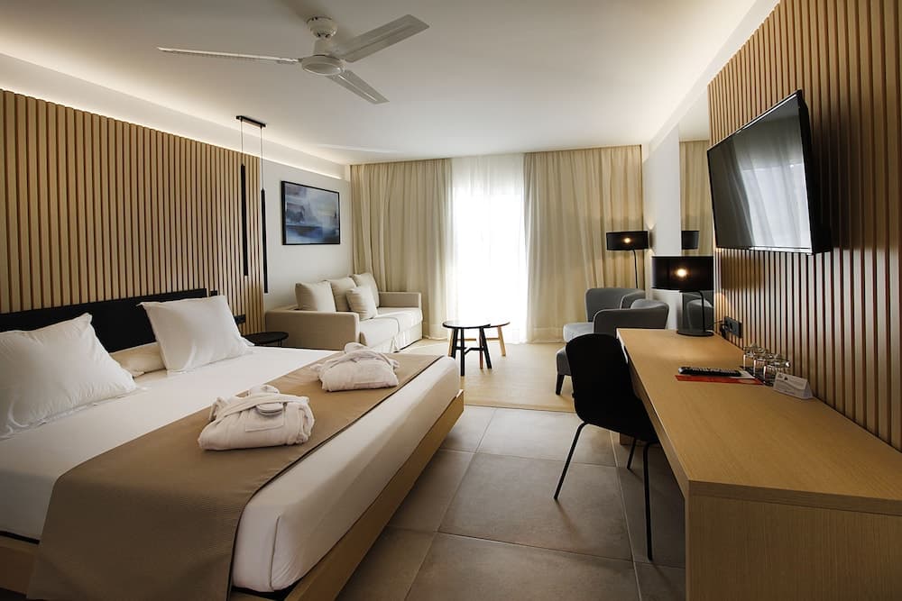 BG Hotel Caballero — 30
